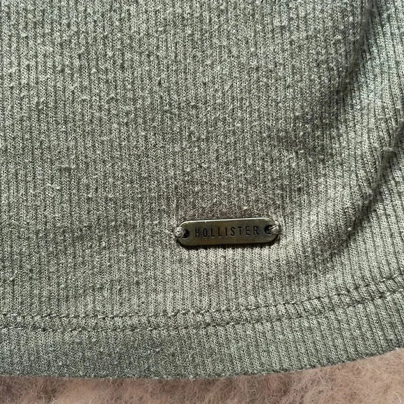 🔥4/$20 Hollister  Ruffle Turtleneck - Picture 3 of 12